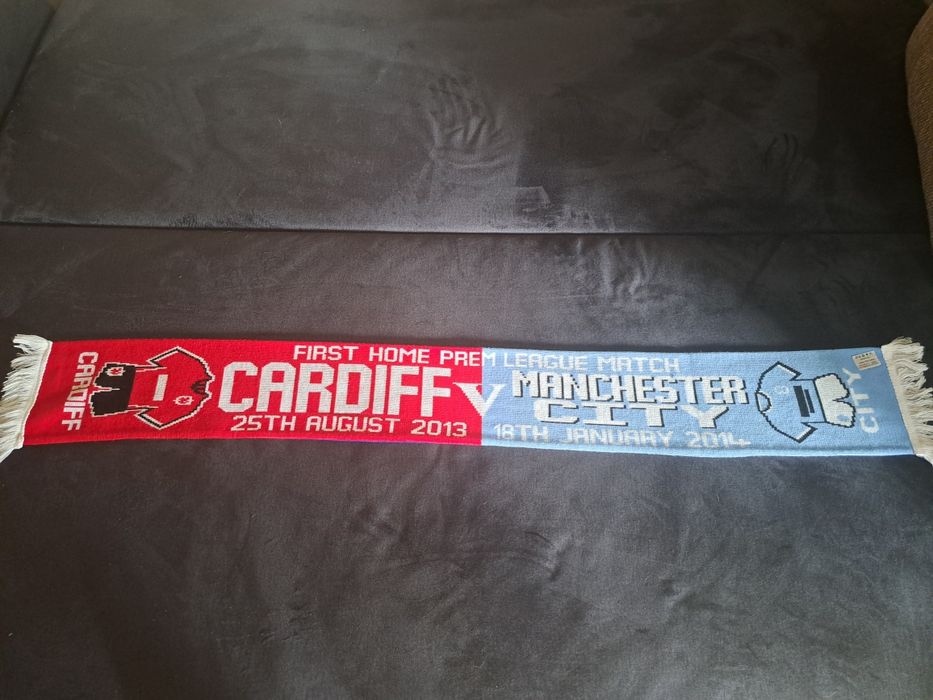 Szalik meczyku Manchester City vs Cardiff City