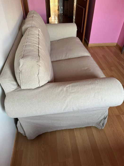 Sofá 2 lugares bege em excelente estado – 120€