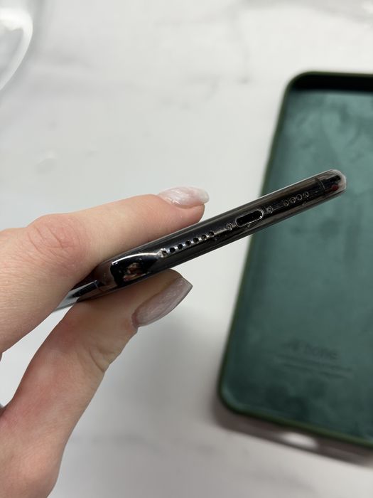 iPhone Xs Max 64 GB черный