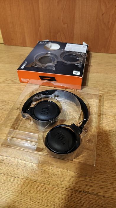 Bluetooth наушники jbl