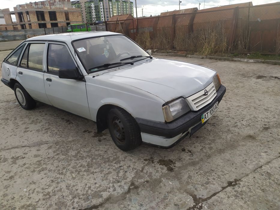 Аскона опель opel ascona 1.6 (два авто за 500)