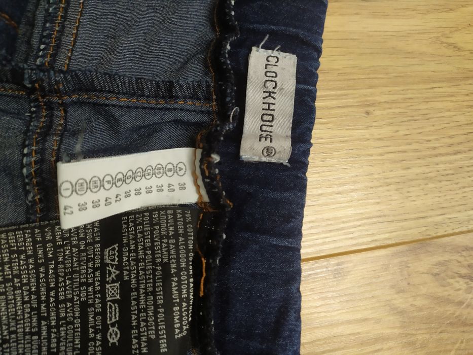 Spodnie damskie jeansy Clock house 38