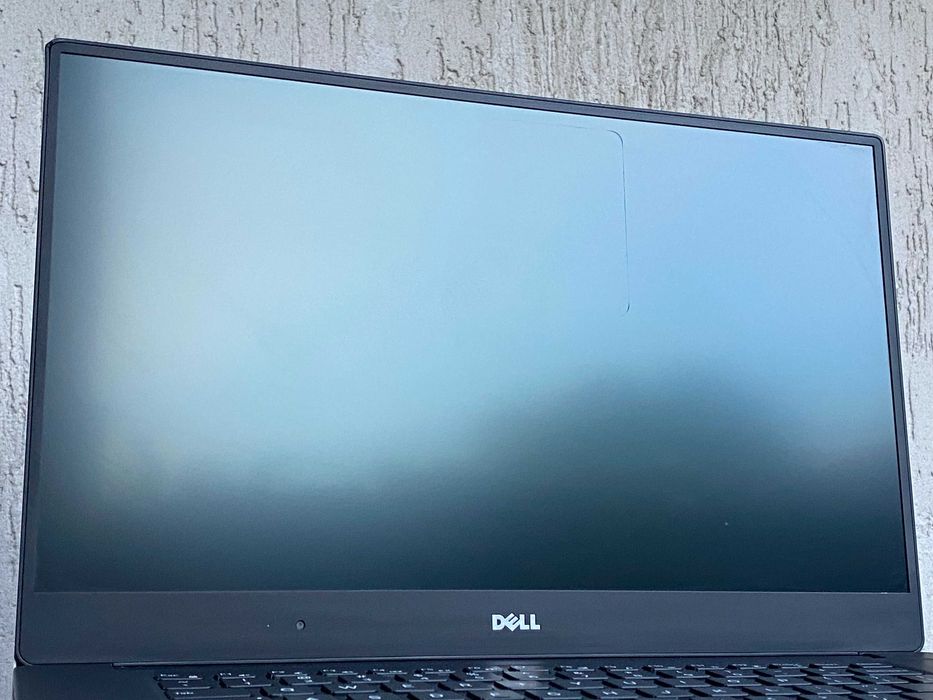 Безрамочний потужний ноутбук DELL XPS 15 9550 i7 GTX960m