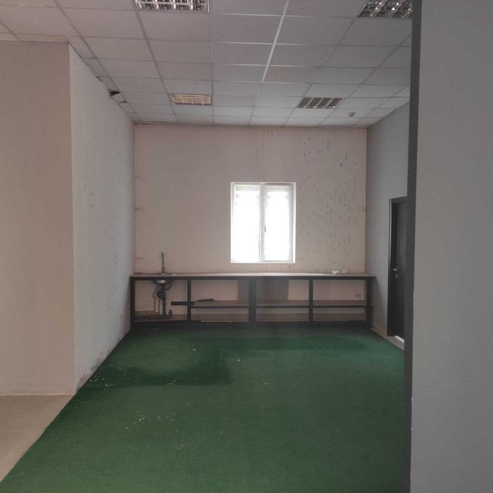 Здається в оренду комерційне приміщення 240 м² в центрі міста!