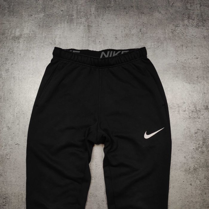 MĘSKIE Spodnie Dresy Trening Joggery Nike Dri-Fit Thermal Logo Gym