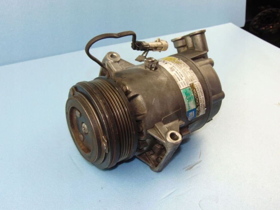 sprężarka kompresor klimatyzacji 13124750 opel astra h j zafira b 1,