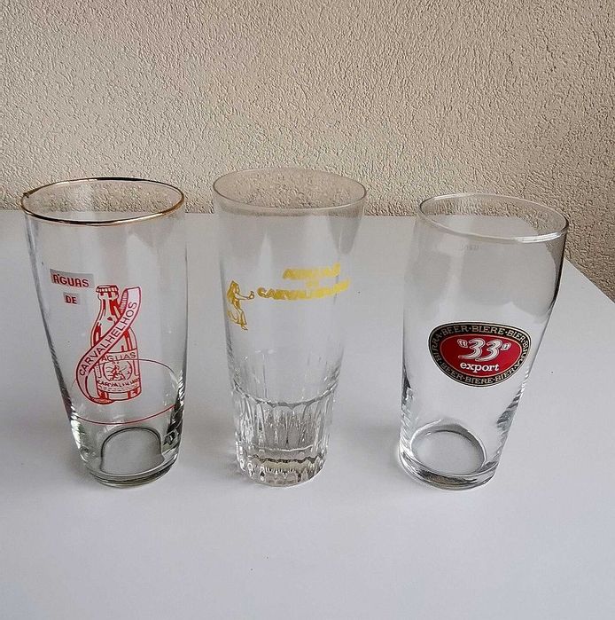 Copos para coleção pouco comuns, pirogravados.