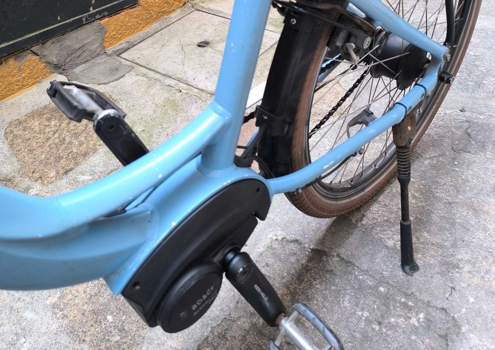 Bicicleta elétrica c/ motor BOSCH | Modelo Swing