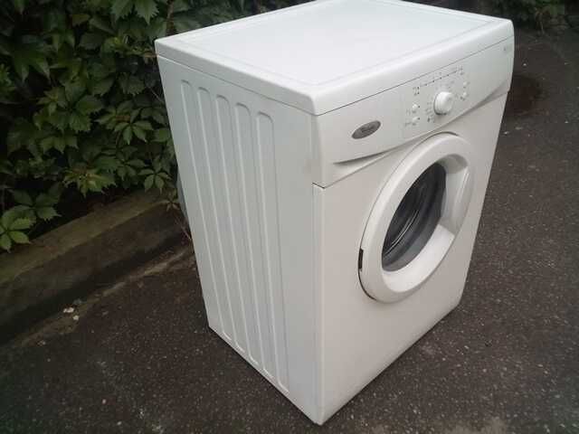 За-4500.стиральная машина whirlpool-5кг рабочая 100%.доставка гарантия