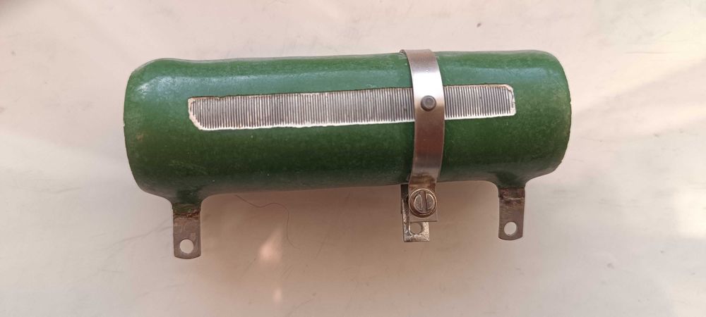 Резистори С5-35В-100 82Ом;1,8_2,2 кОм;С5-25 3,9кОм;ПЭВР-50 200Ом;ПЭВ25