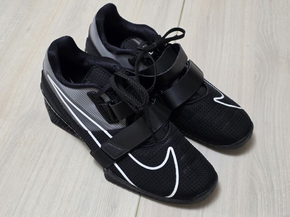Нові чоловічі штангетки кросівки для важкої атлетики Nike Romaleos 4