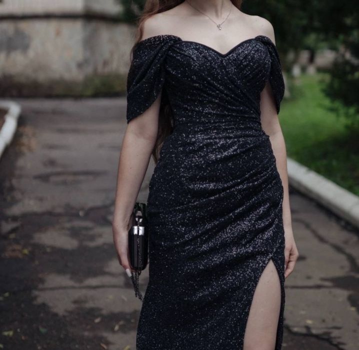 Сукня для випускного