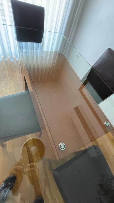 Mesa de Vidro Temperado 2cm (200x100) + 4 Cadeiras Almofadadas