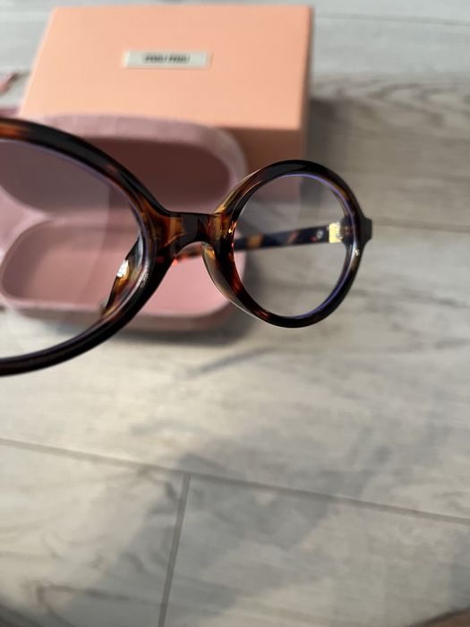 Okulary MiuMiu old money panterka