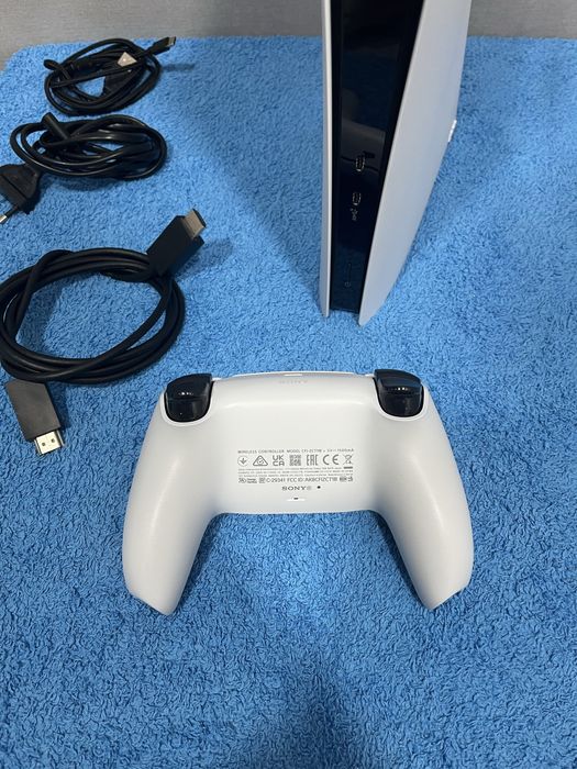 PS5 Slim 1TB Digital– NOVA e Garantia!!