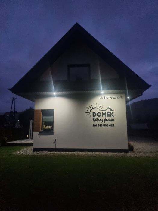 Domek Otulony Słońcem