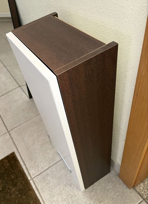 Móveis suspensos WC