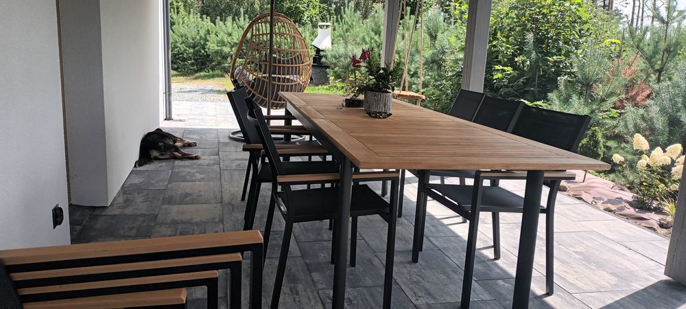 Komfortowy  dom  nad jeziorem. Z pomostem i łódką. Wędkowanie gratis.