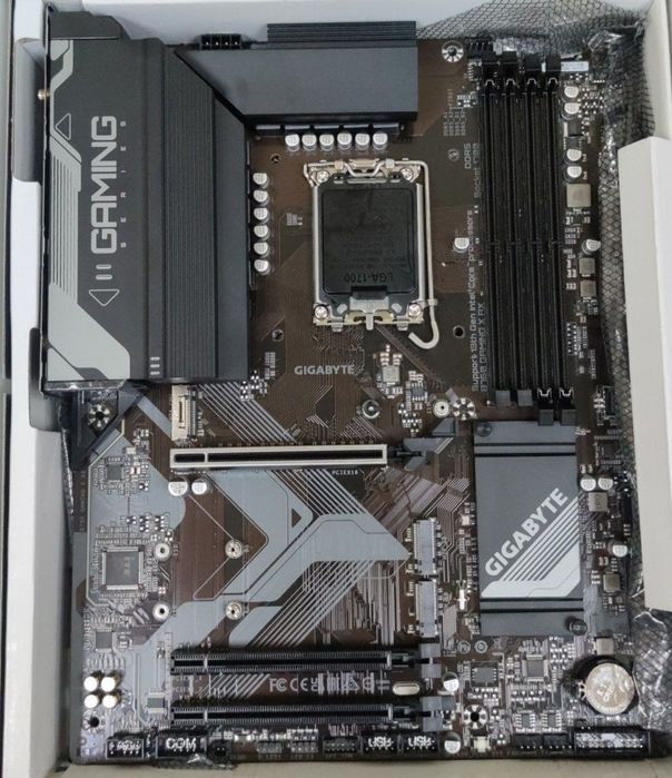 Материнська плата Gigabyte B760 Gaming X AX WiFi/Гар 3 міс/SiliconFox