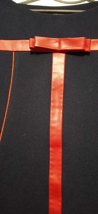 Сукня жіноча в ідеальному стані /  плаття