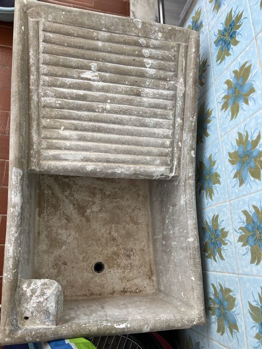 Tanque em bom estado para oferta