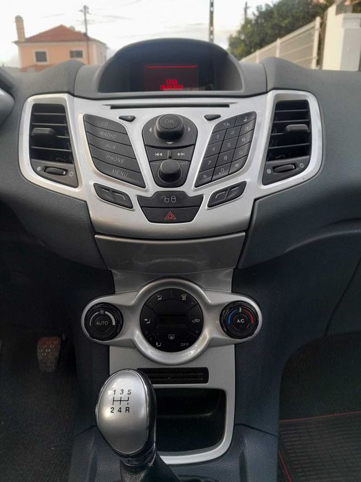 Ford Fiesta 2010