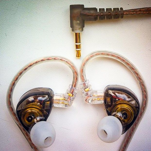 KZ НАУШНИКИ профессиональные супер звук качество вакуумные проводные