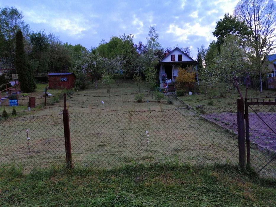 Sprzedam działkę ROD Katarzynki 700 m2