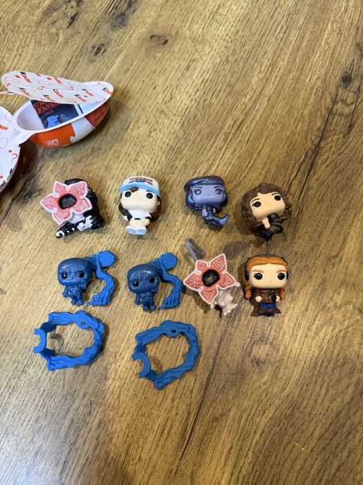 Обмін , Kinder Joy, Stranger Things, дивні дива , очень странные дела