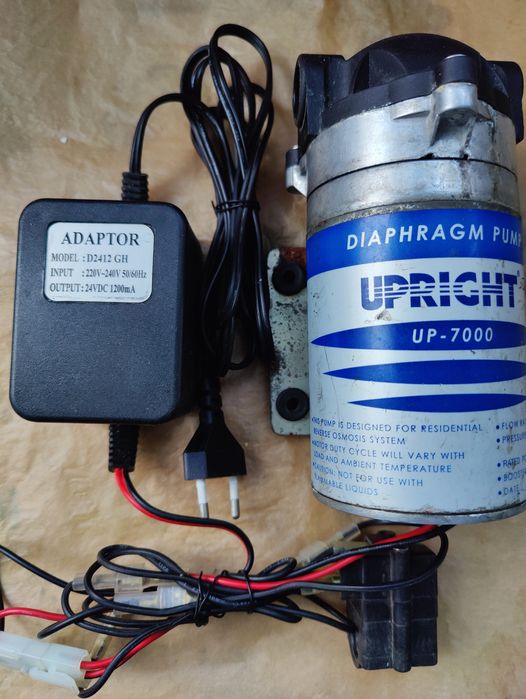 Водопроводный насос -помпа.