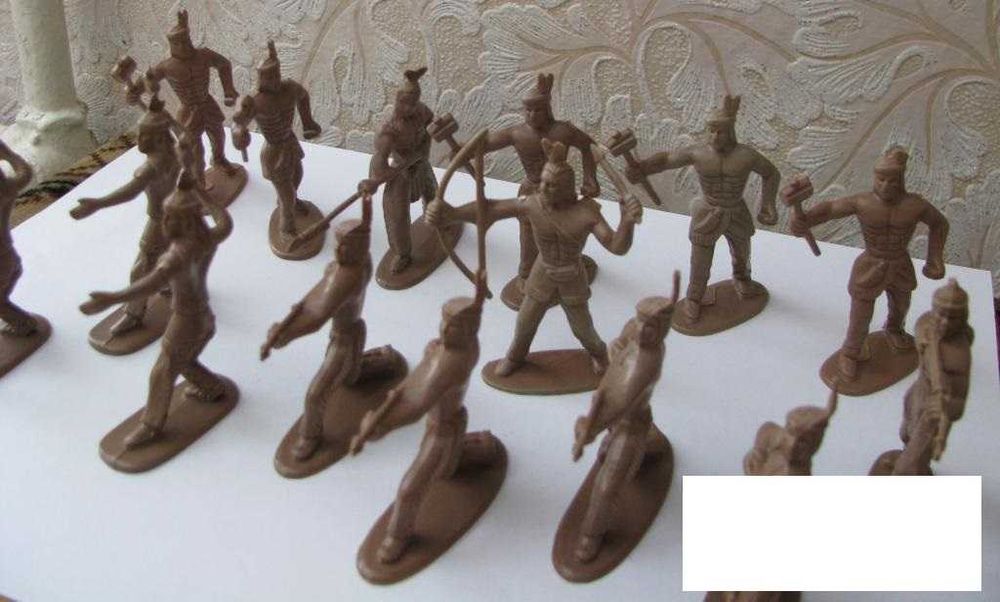Игрушки Солдатики Индейцы Китай 15 штук 65 мм