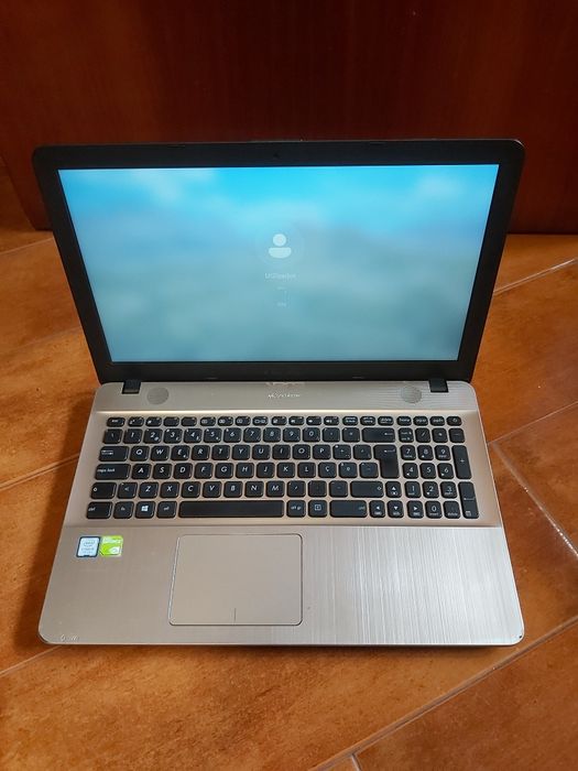 Portátil Asus A541u intel i5 c/ Nvidia
