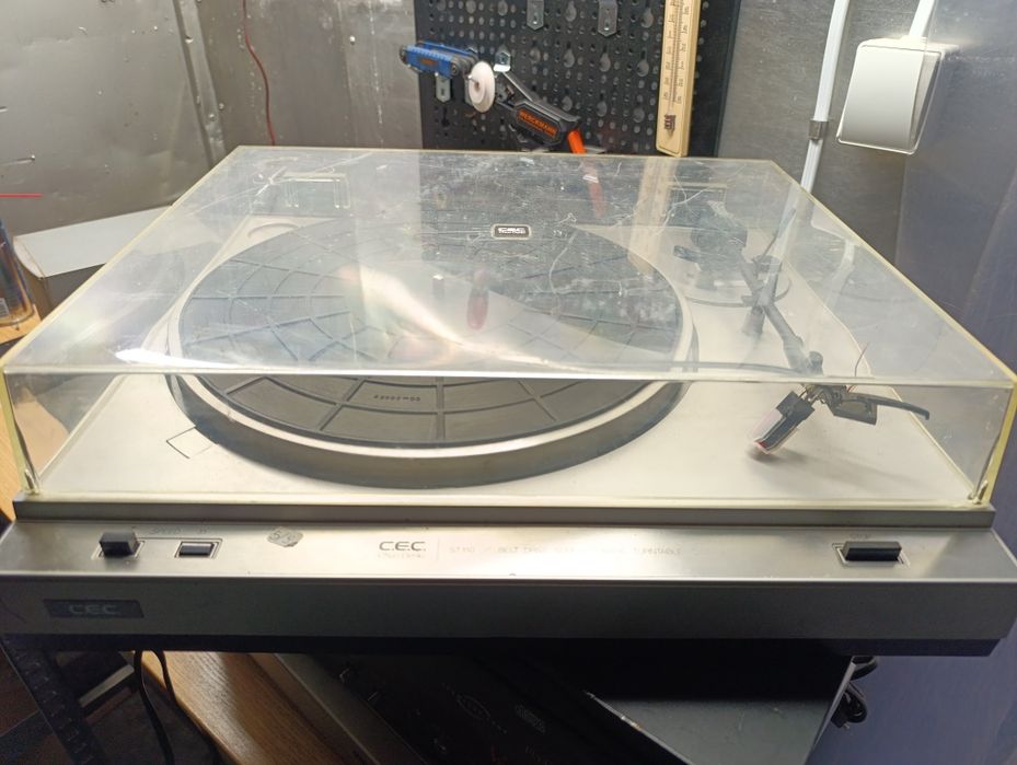 Gramofon Cec ST110 do przejrzenia