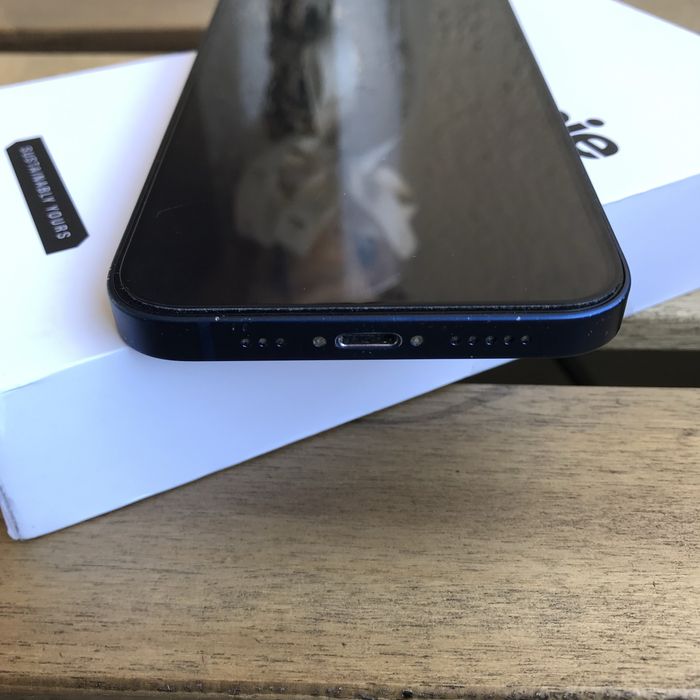 Iphone 12 em muito bom estado 64g