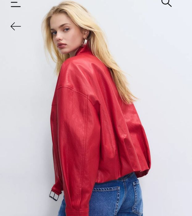 Куртка-бомбер Stradivarius. Нова