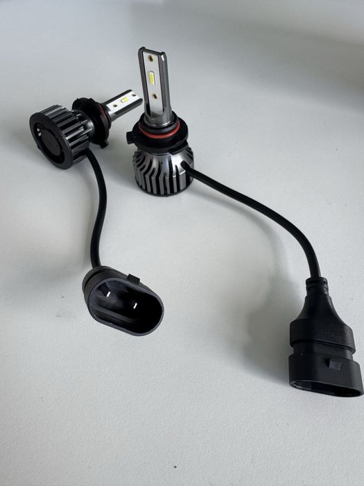 Par de lâmpadas Led HB3