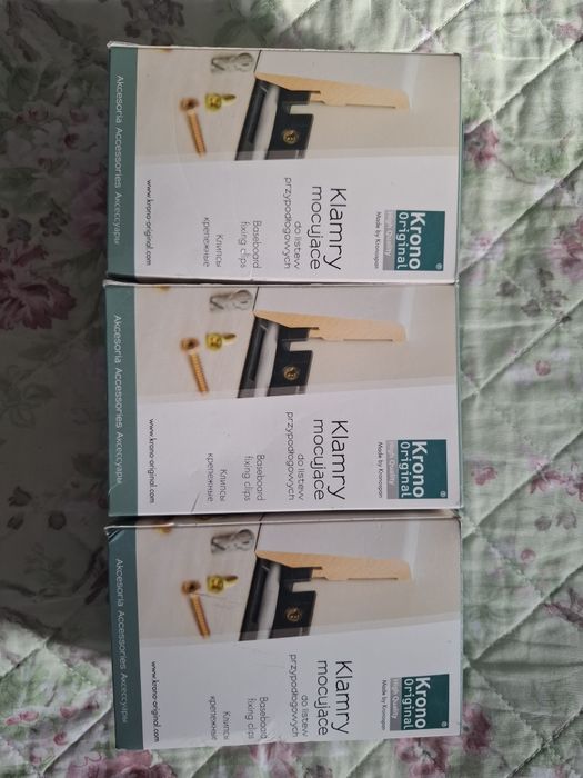 Klamry mocujące do listew mdf Kronospan Krono Original 3 szt. Opakowań