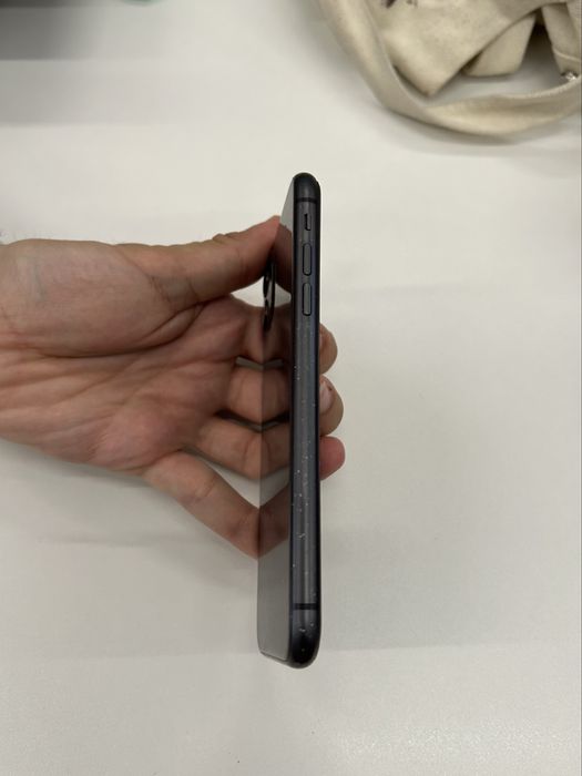 Iphone 11 com bateria 100%