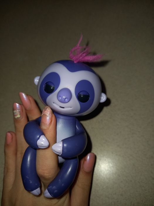 Інтерактивний лінивець WowWee Fingerlings Baby Sloth -Marge-Purple(Int