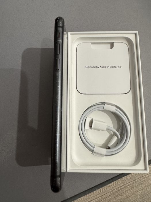 iPhone 11 128GB Czarny - Pierwszy Właściciel, Oryginalne Pudełko