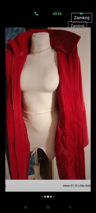 Bpc piękny czerwony, nowy płaszczyk 42