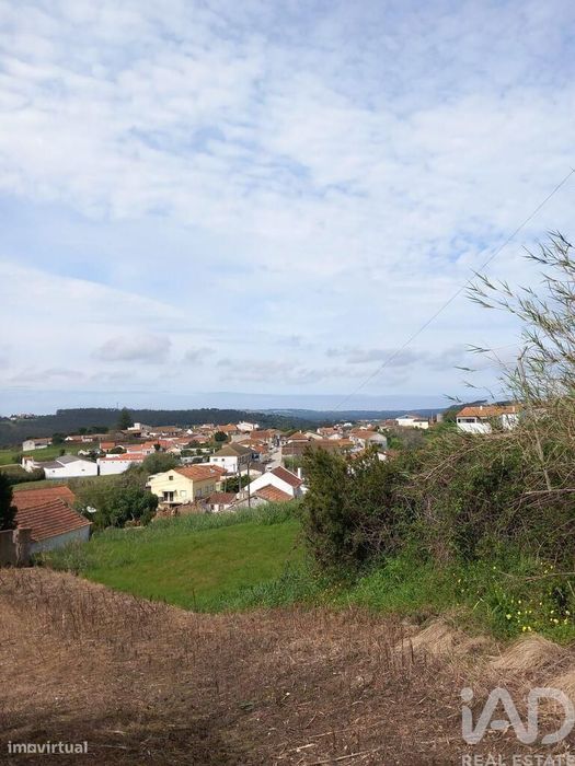 Terreno em Salir de Matos de 340,00 m2