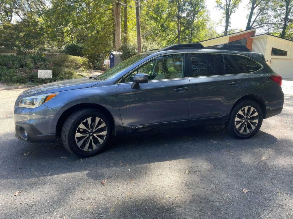 Subaru Outback 2.5i Limited      2017