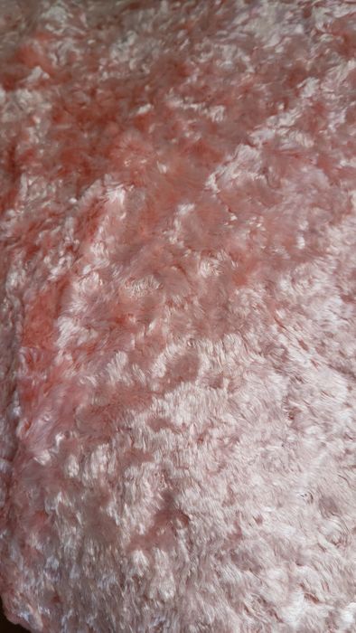 Продам два отреза  бархата