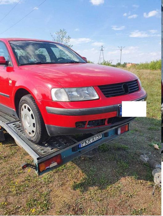Volkswagen Passat B5 sedan 1.9 tdi 110KM przed lift czerwony na części