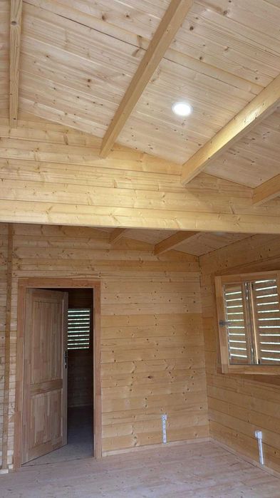 Casa de Madeira –  Estrutura Desmontável (Nova, Nunca Utilizada)