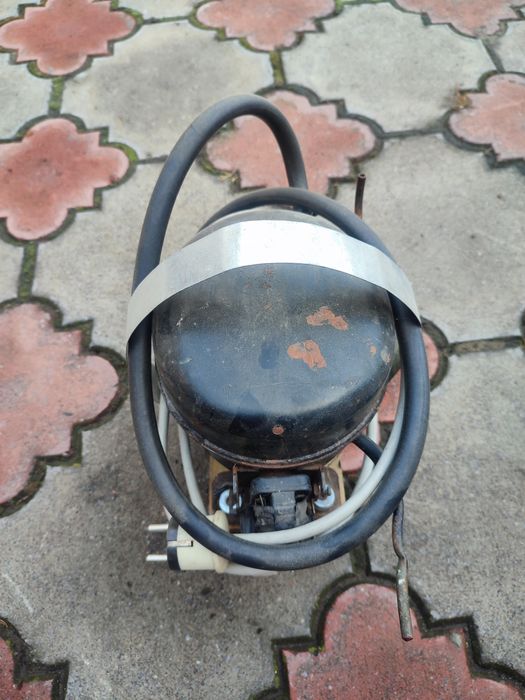 Продам компресор