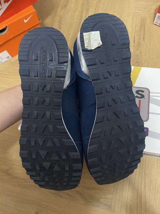 Buty skechers 40