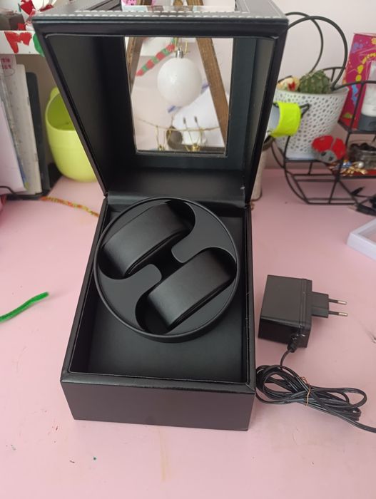 Скринька підзарядка шкатулка заряд годдиників механічних