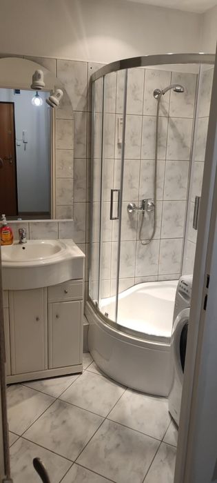 Wynajmę mieszkanie 3 pokojowe firmie